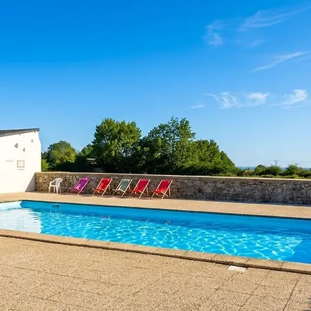 Maison Familiale Avec Piscine 펜션 *